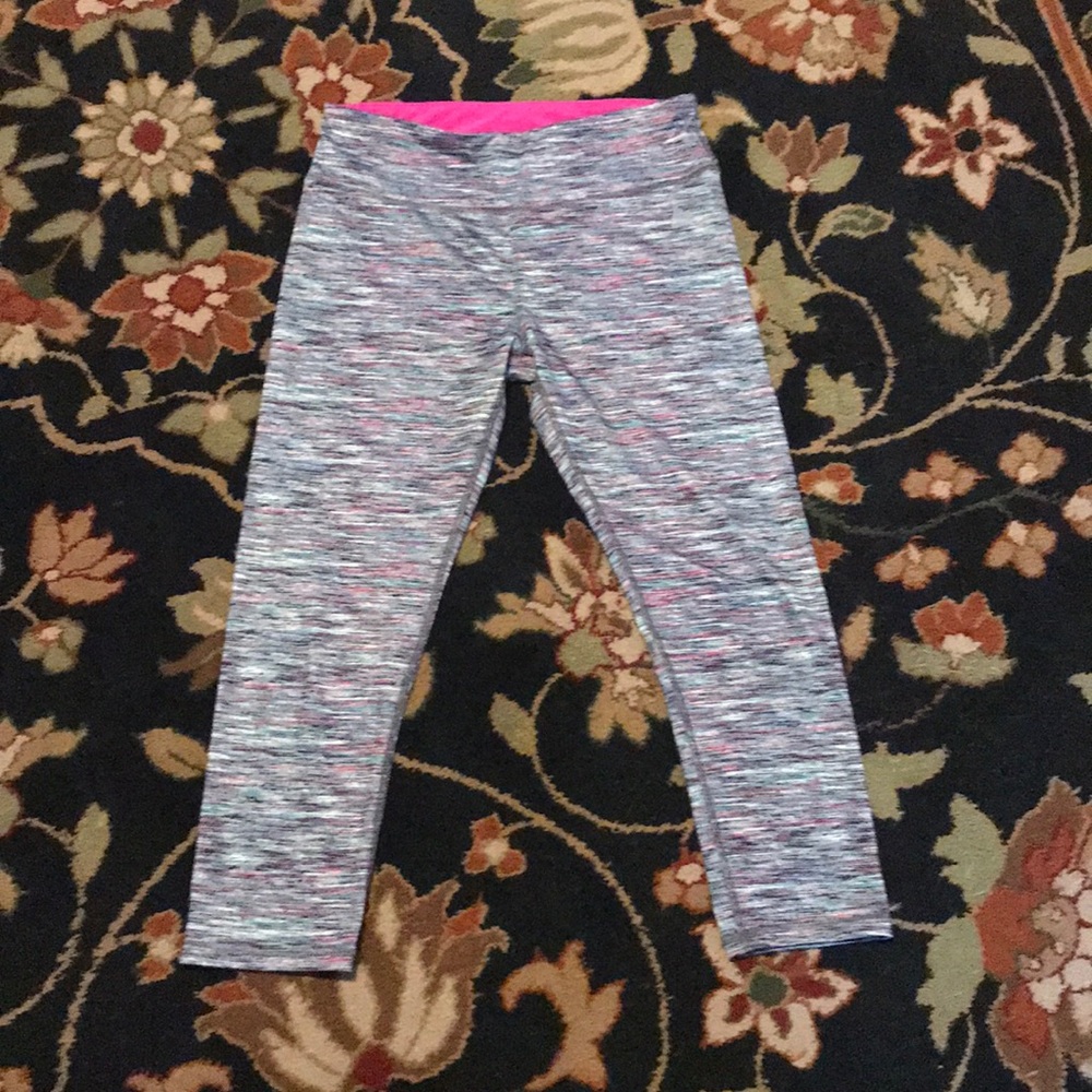 never worn 🥇🥈🥉 cropped athletic legging